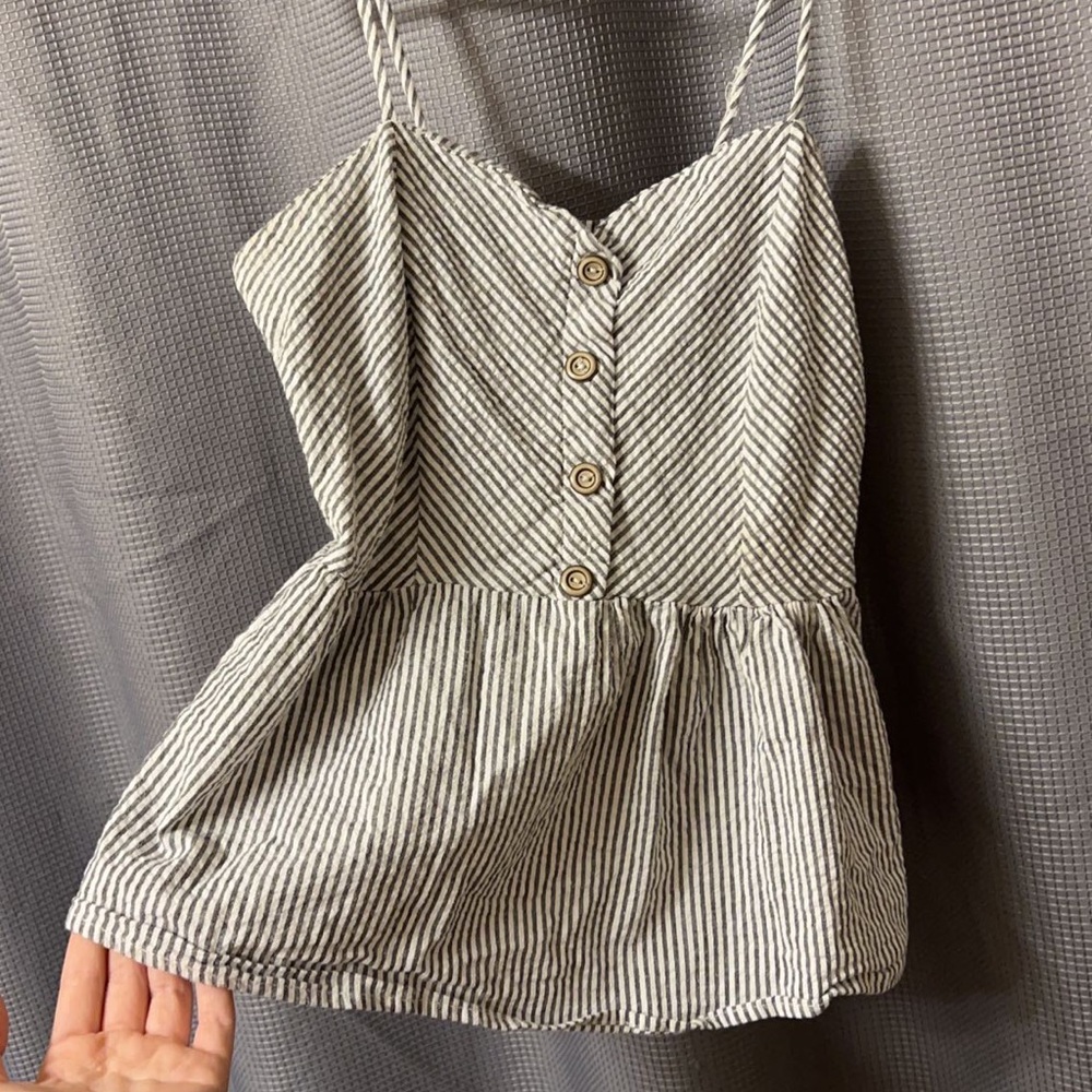 Potters pot tank top. Elastic stretch.